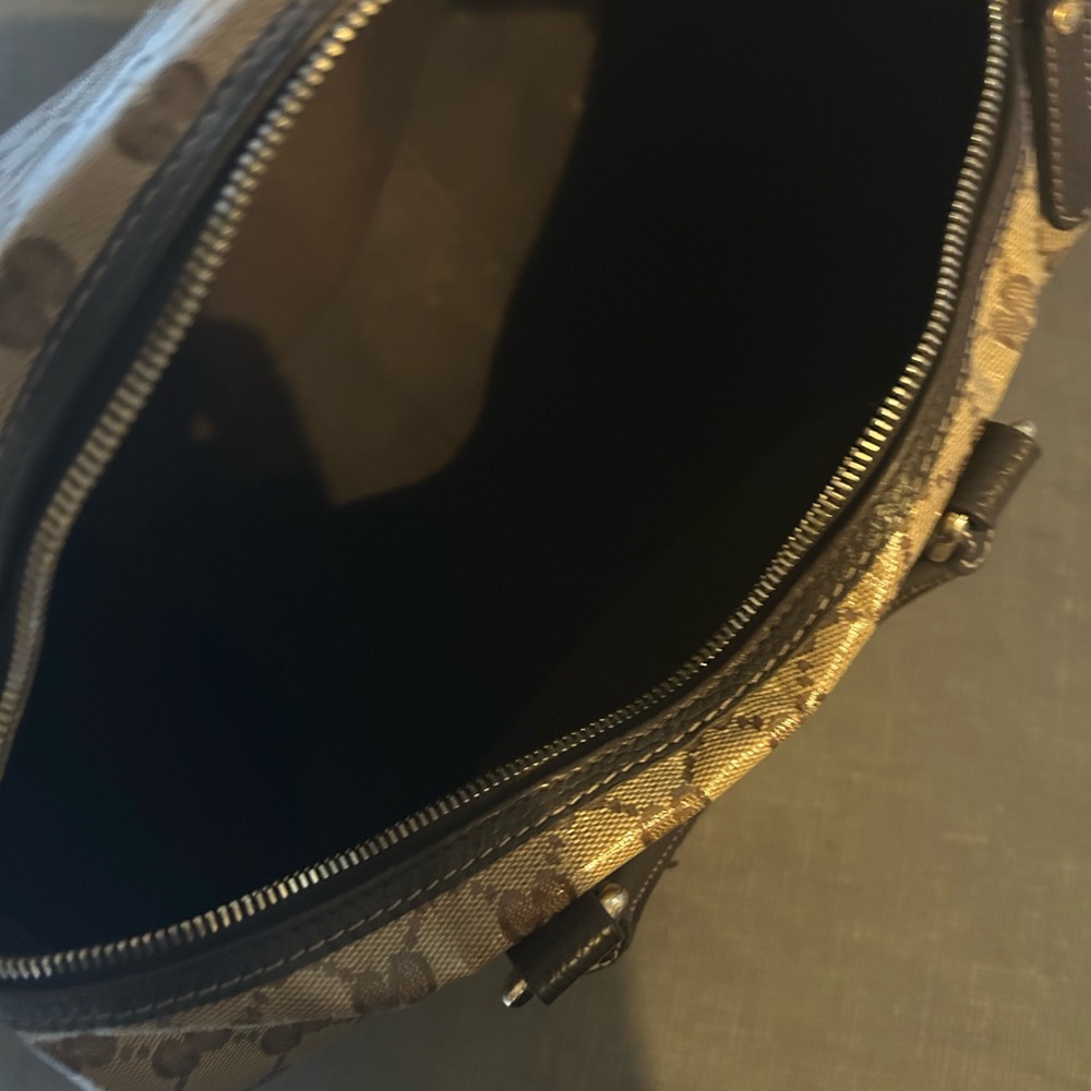 Gucci Beige and Brown Signature Tote - Picture 7 of 10